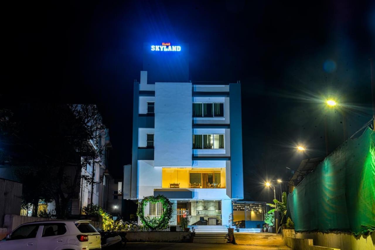 Hotel Skyland, Kolhapur Exterior photo